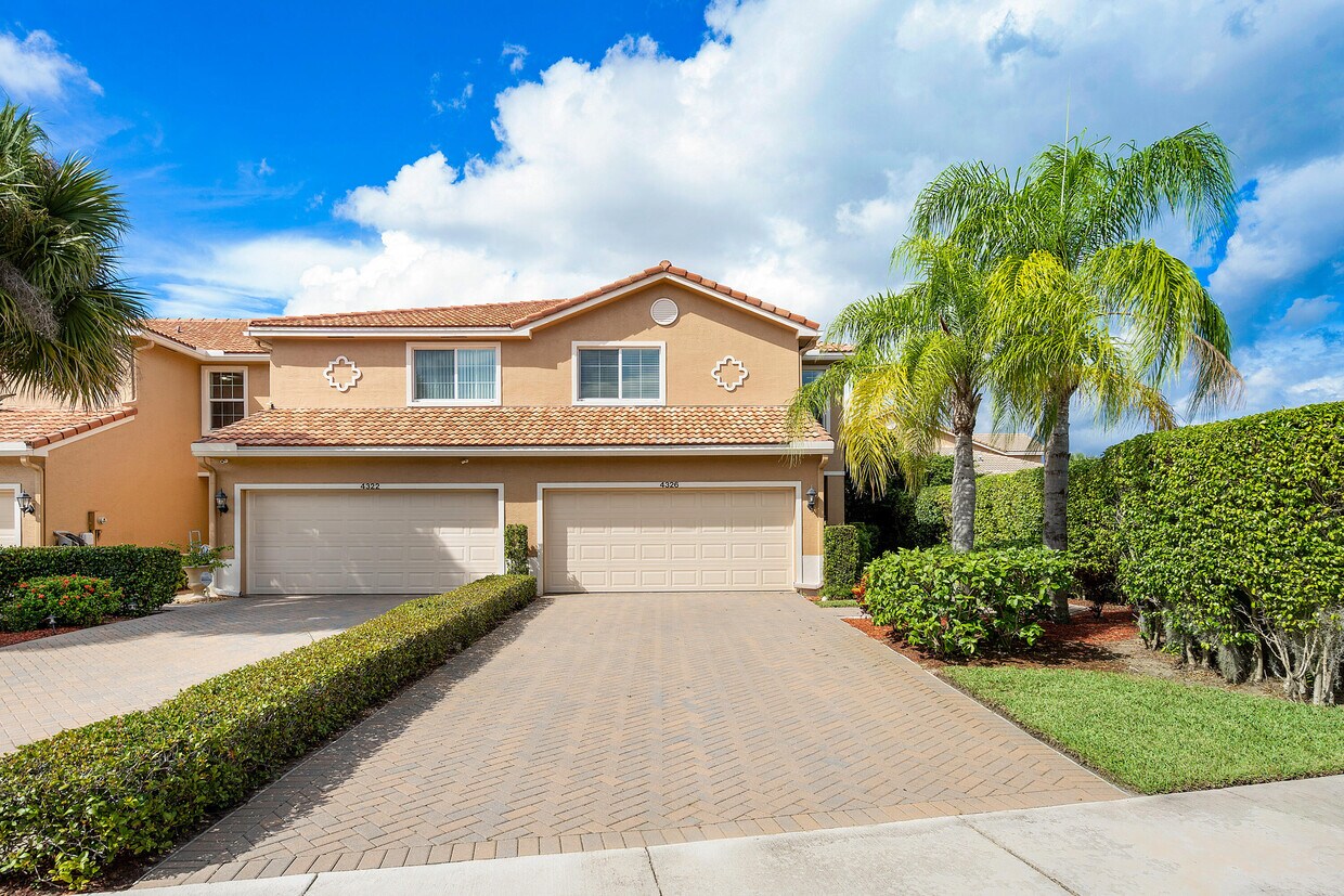Primary Photo - 4326 Colony View Dr