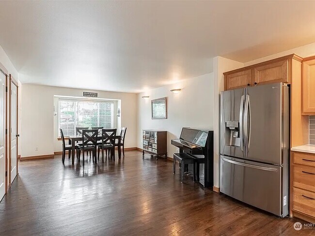 Foto del edificio - 3985 Trickle Creek Blvd