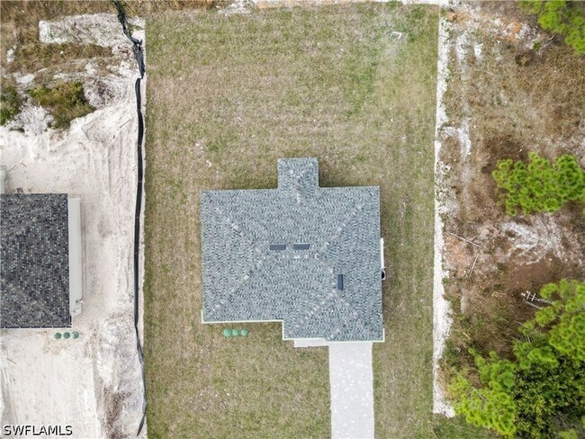 Building Photo - 1076 Gunby Ave S