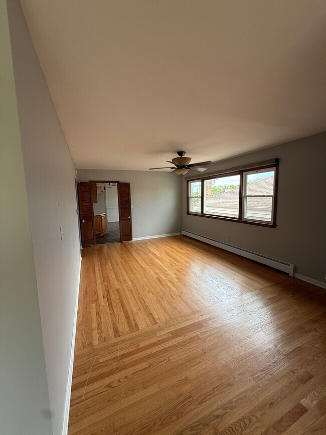Foto del edificio - 8021 Knox Ave