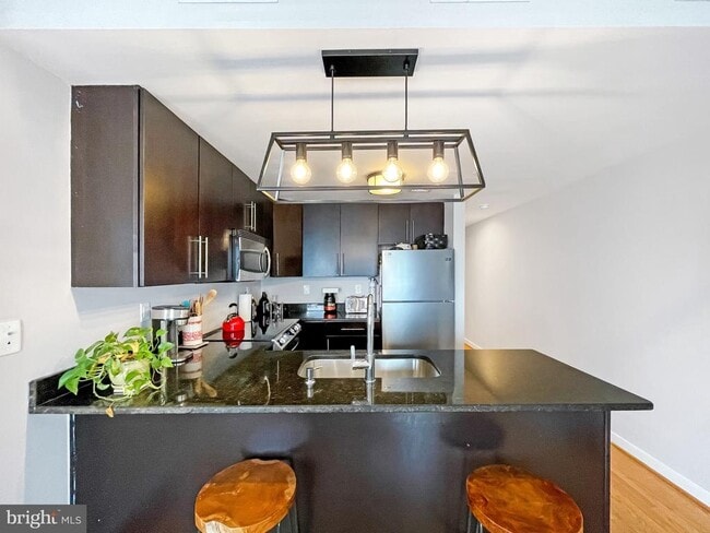 Building Photo - 1367 Florida Ave NE #302