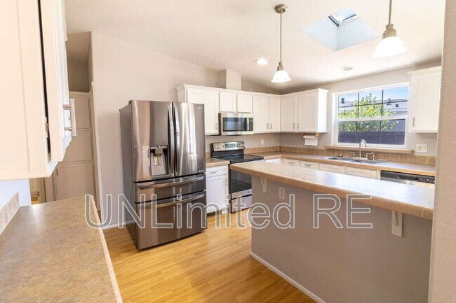 Foto del edificio - 1679 W Stephen Dr