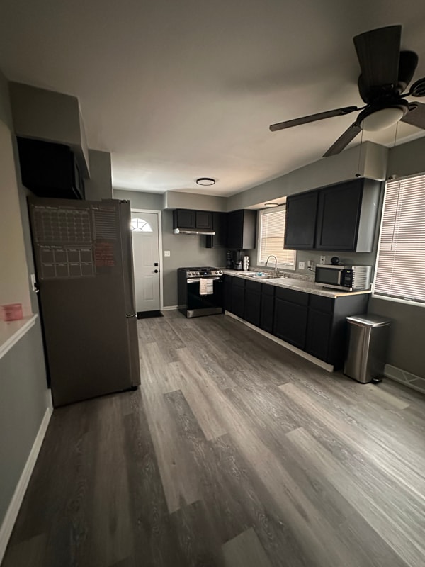 Building Photo - 2217 4 Mile Rd