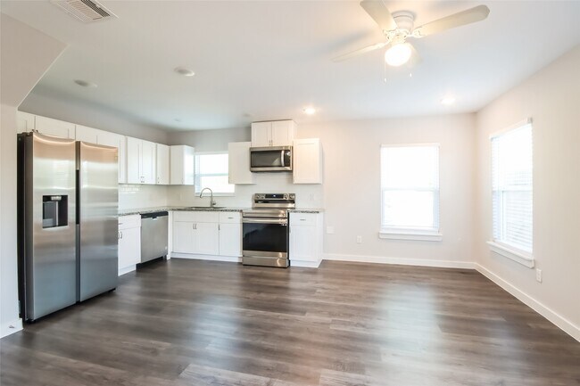 Foto del edificio - 7934 Way St