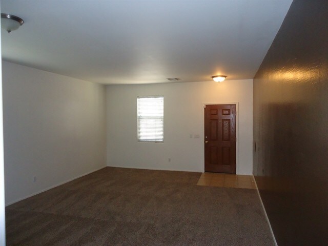 Building Photo - 6831 South 68th Glen