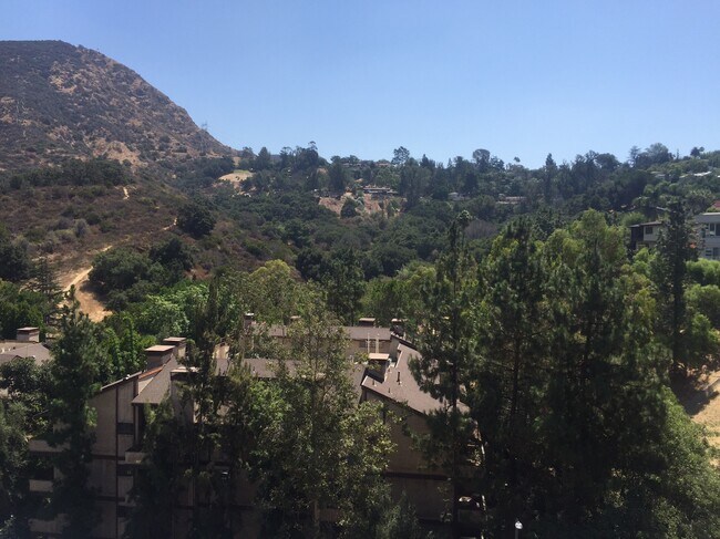 Foto del edificio - 3462 Floyd Ter