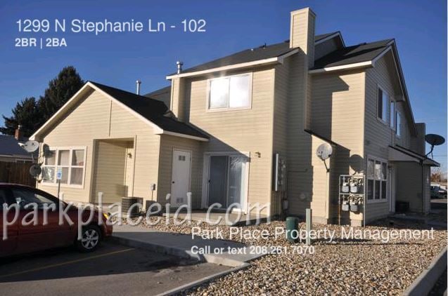 Primary Photo - 1299 N Stephanie Ln
