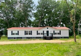 Building Photo - 22942 Shell Shore Dr