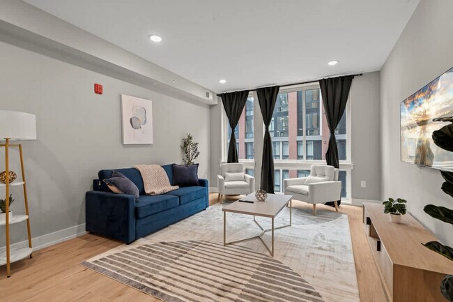 Building Photo - 916 N Delaware Ave