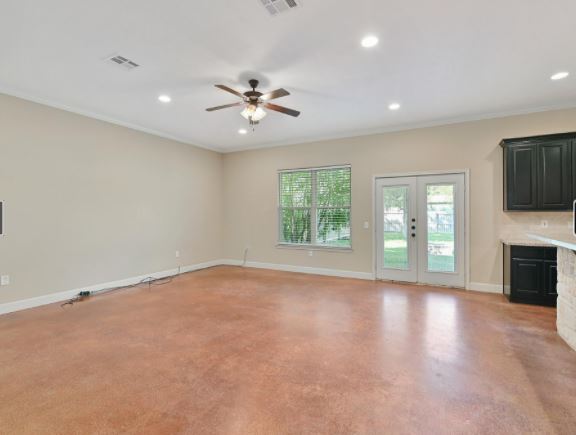 Foto del edificio - 1013 Foster Ave