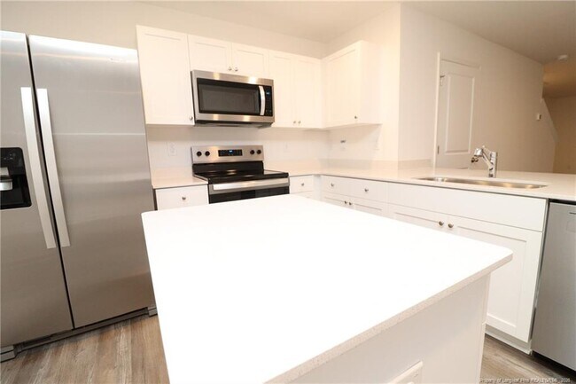 Foto del edificio - 5810 Brambleberry Way