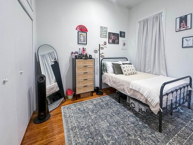 Foto del edificio - 1426 Willow Ave