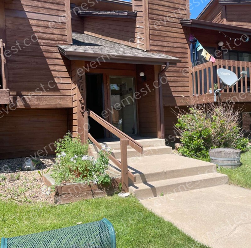 Primary Photo - 2640 Juniper Ave