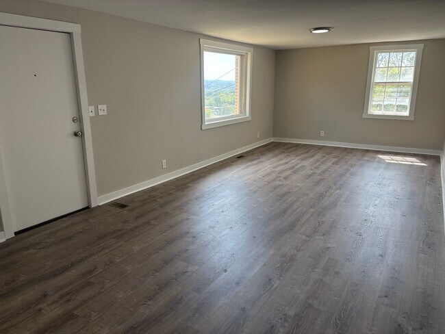 Foto del edificio - Newly remodeled house with a great city view!