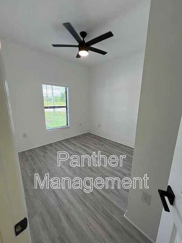 Foto del edificio - 5042-5044 Bristo Street - 5044