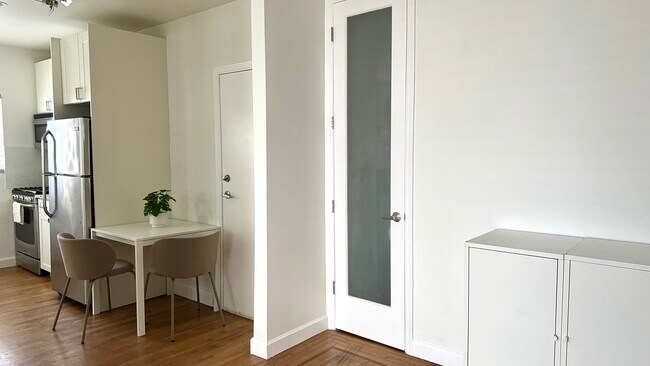 Foto del edificio - Beachgardens Condo - Unit 8