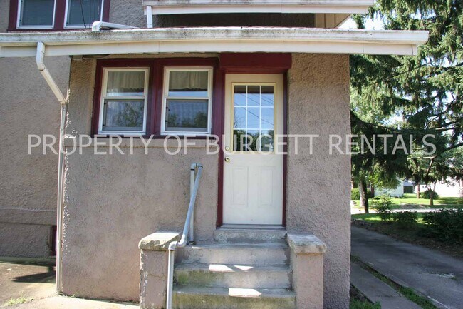 Building Photo - 308 W Stadium Ave