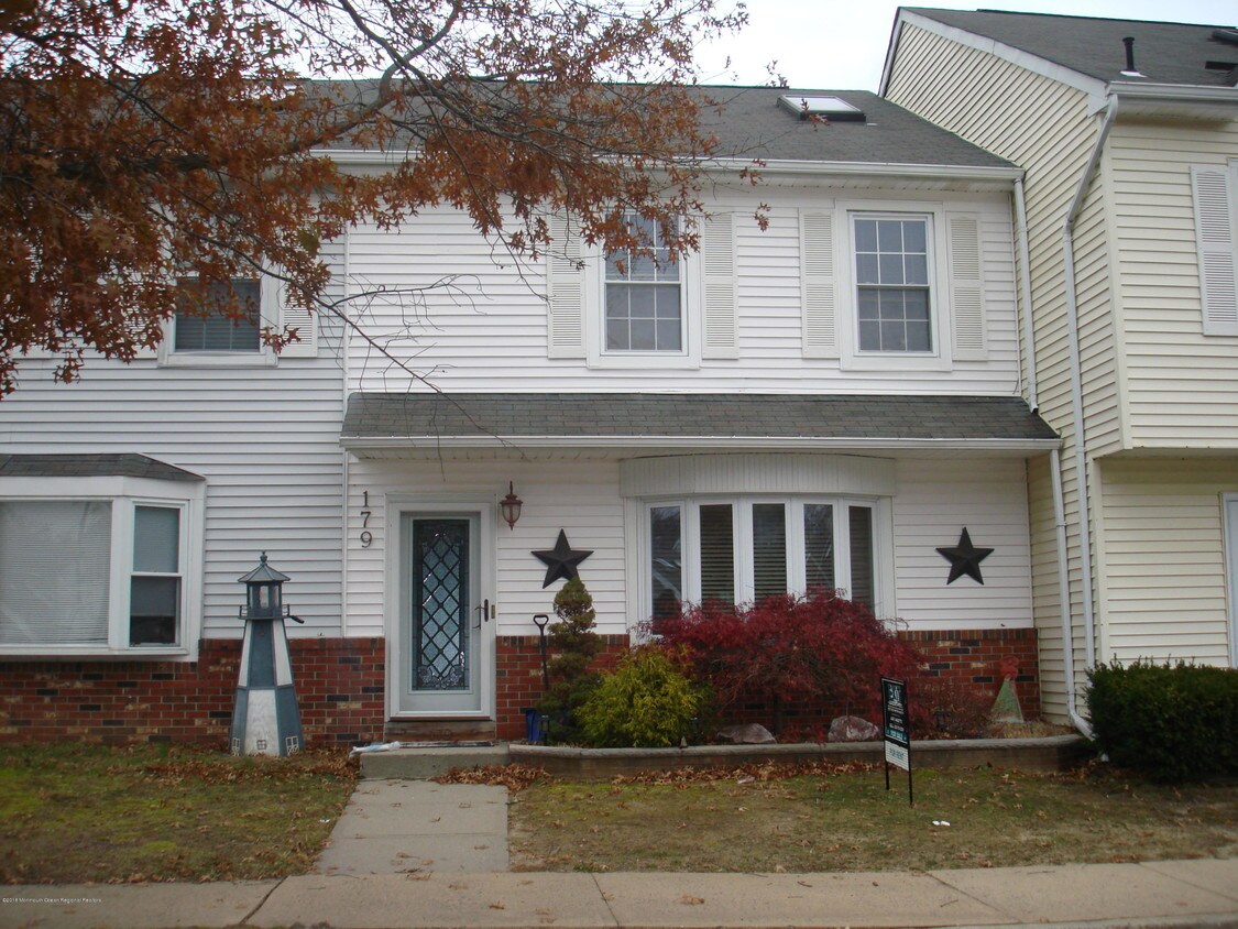 Primary Photo - 179 Eva Ct