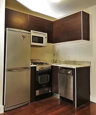 Foto del edificio - 516 E 6th St
