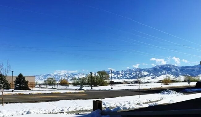 Building Photo - Condo for rent in Baxter Springs