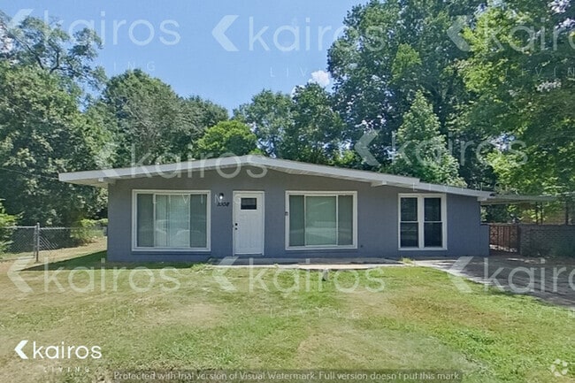Building Photo - 1008 Woodburn Dr