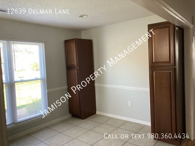 Foto del edificio - 12639 Delman Ln