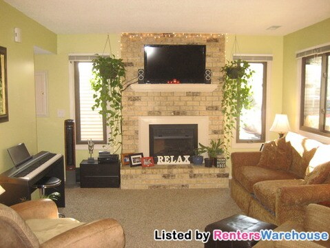 Building Photo - 1800 Covington Ln
