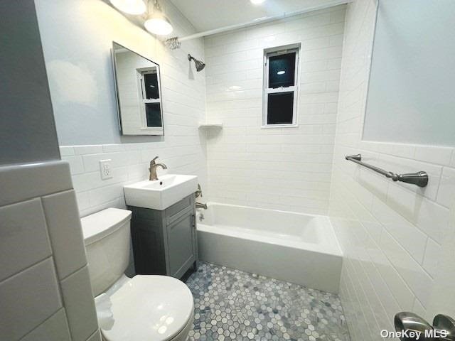 Building Photo - 260-33-260-73 73rd Ave