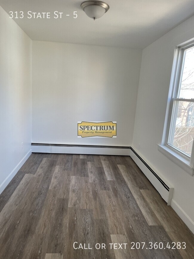 Building Photo - 313 State St