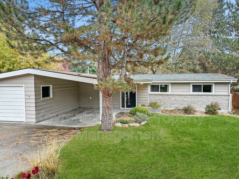 Primary Photo - 2916 N Bogus Basin Rd