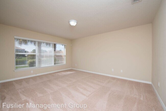 Building Photo - 12220 Pescara Ln