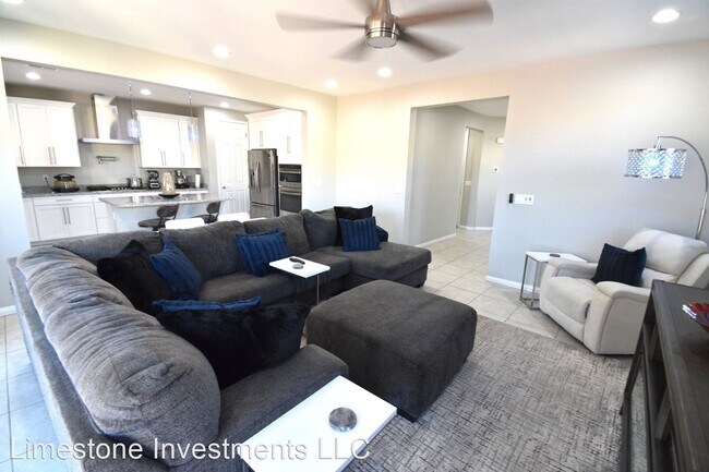 Foto del edificio - 5 br, 3 bath House - 4108 Cloudy Night Ave.