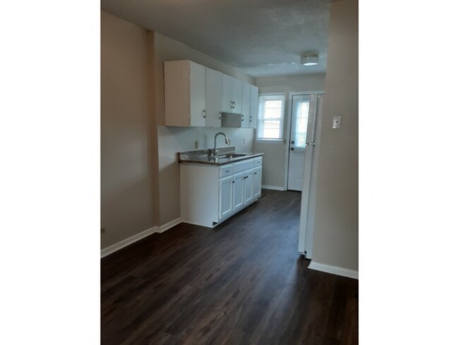 Building Photo - 839-C Shaw Mill Road, Fayetteville, NC 28311