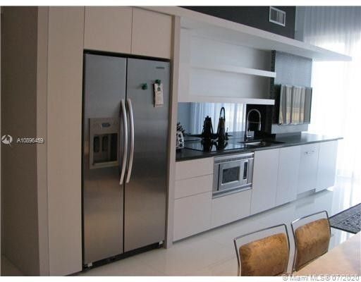 Building Photo - 881 Ocean Dr