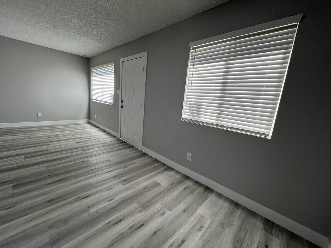 151 Westminster Way Unit C, Henderson, NV 89015 - Room for Rent in ...