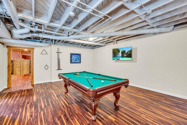 Foto del edificio - 115 Wexford Pl