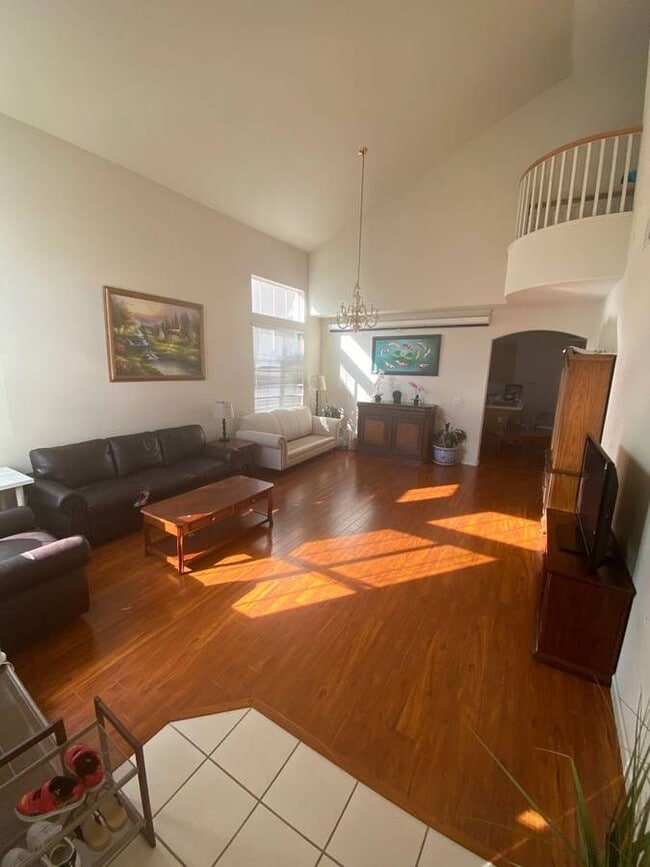 Building Photo - 1245 Mayberry Ln