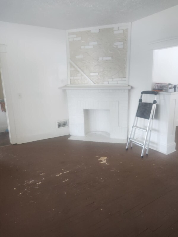 Building Photo - 450 E 149th St