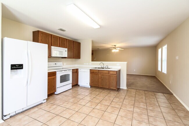 Foto del edificio - 1017 Maidenhair Ln