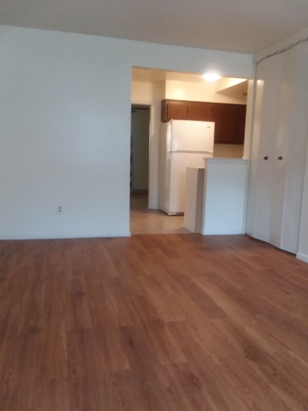 Building Photo - 731 Saint Ouen St