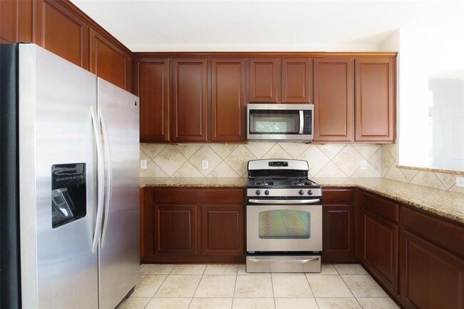 Building Photo - 8528 Harrier Dr