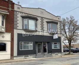 Building Photo - 108 E 2nd St
