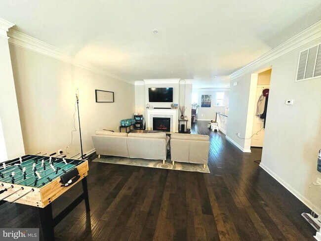 Foto del edificio - 25576 Tolar Square