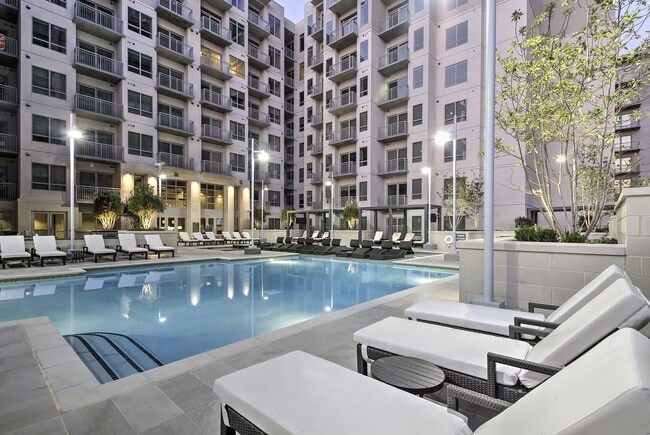 Building Photo - Trace Midtown Luxury Apartments