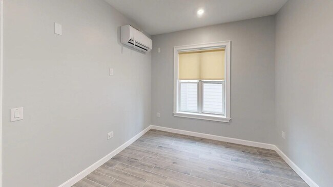 Foto del edificio - 680 Grand St