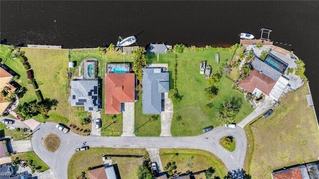 Building Photo - 2106 E Tobago Cir