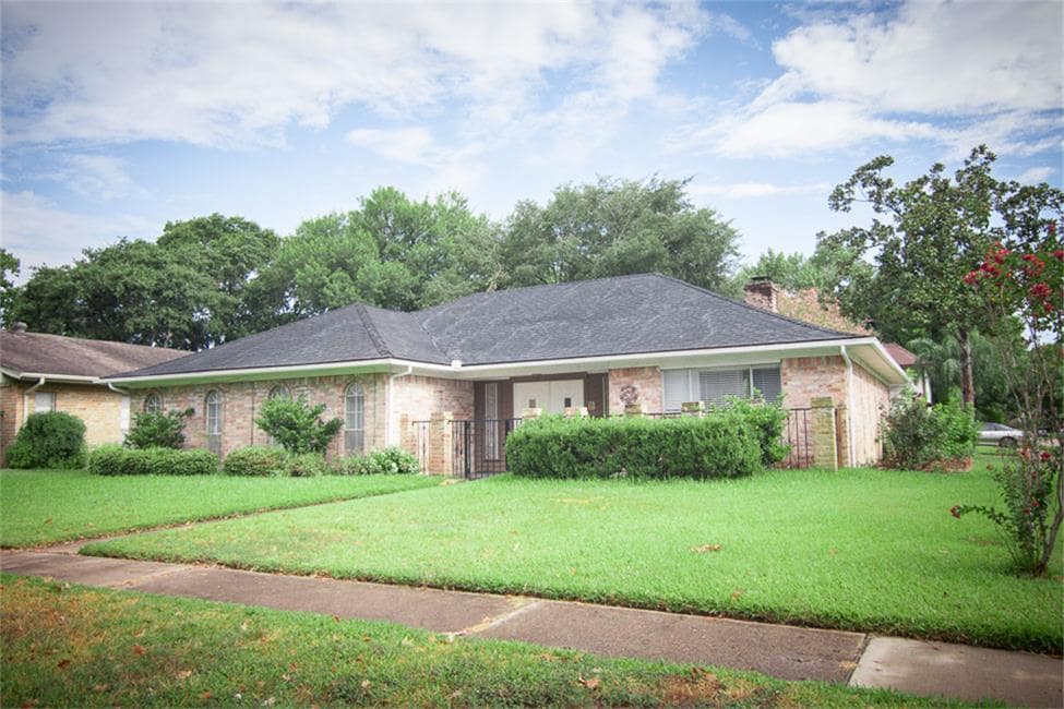 Primary Photo - 22102 Woodrose Dr