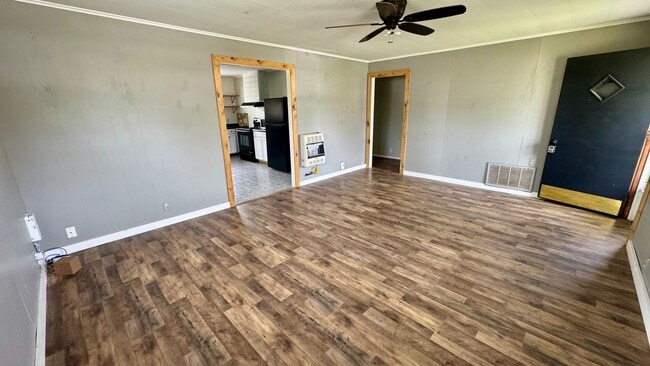 Foto del edificio - Move-In Ready 2 Bedroom Bungalow