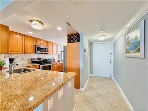 Building Photo - 10680 S Ocean Dr