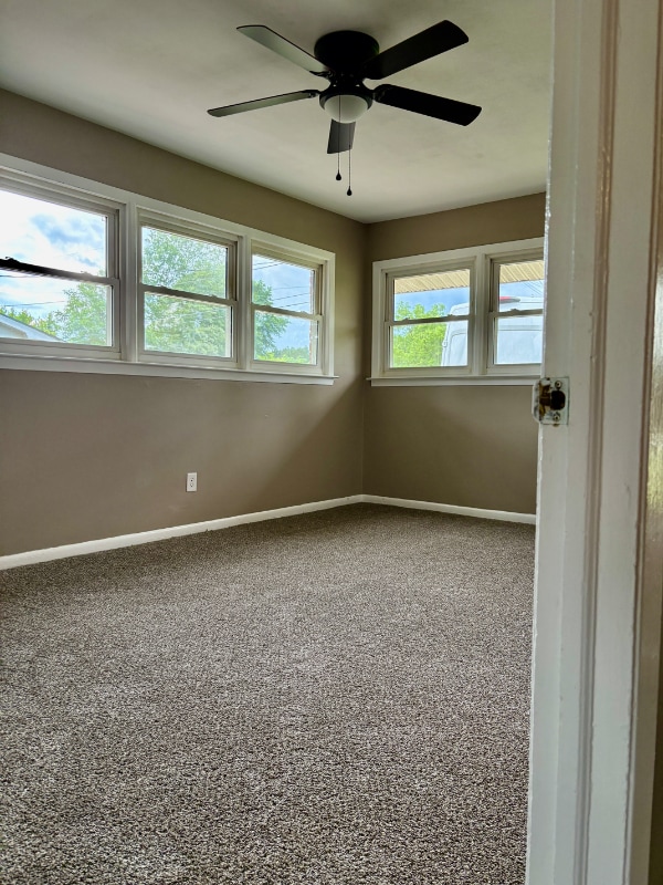 Building Photo - 3330 Karian Dr